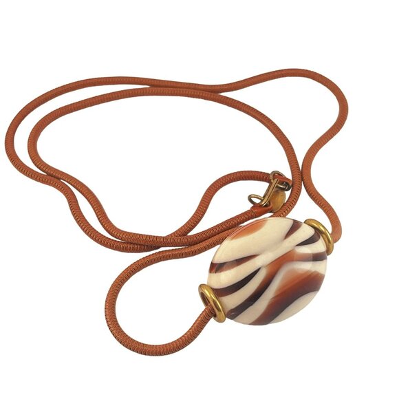 Diane Von Furstenberg 1970's Resin Necklace Oval Ball Necklace 28 inch - Picture 2 of 7